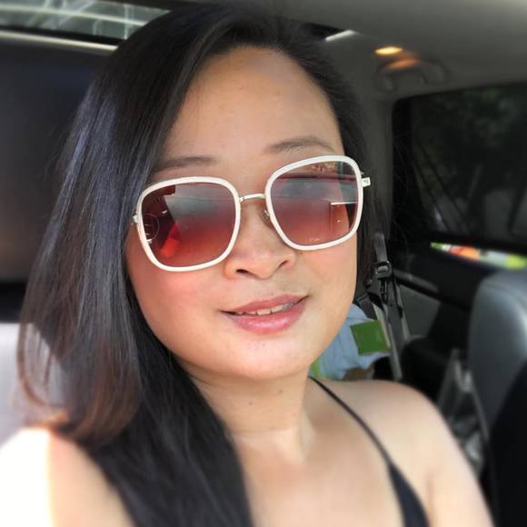 Meet your Posher, Carman - Picture 1 of 1